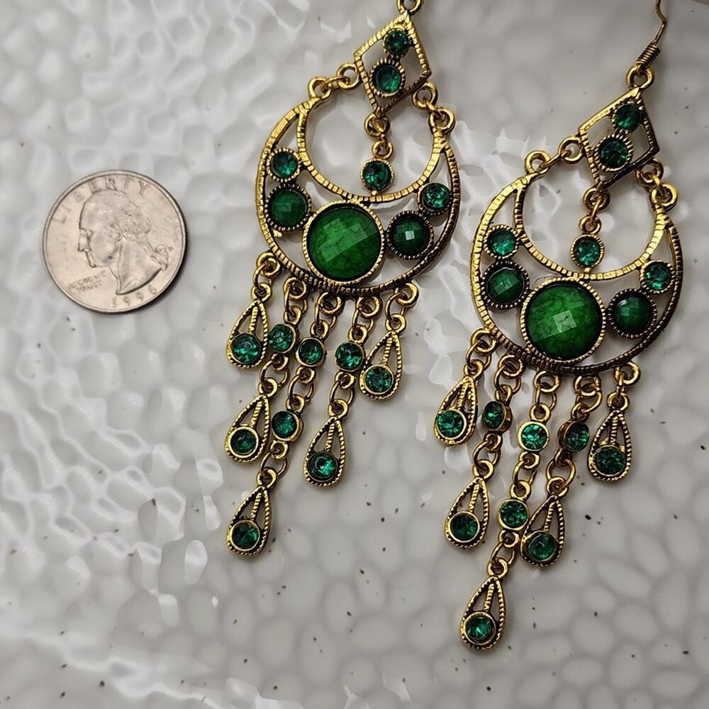 Wandering Muse Gold Green Stone Dangling Earrings - Picture 6 of 7